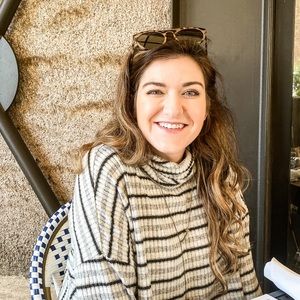 Meet your Posher, Abby